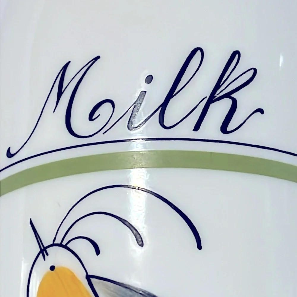 1970’s Milk Glass Bottle Vintage Bird Italy Egiasu Vase Kitchen Collectible 🇮🇹